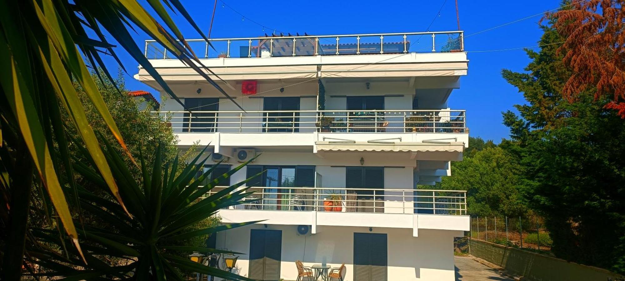 Salonikiou Beach Apartments & Villas Agios Nikolaos  Exterior photo