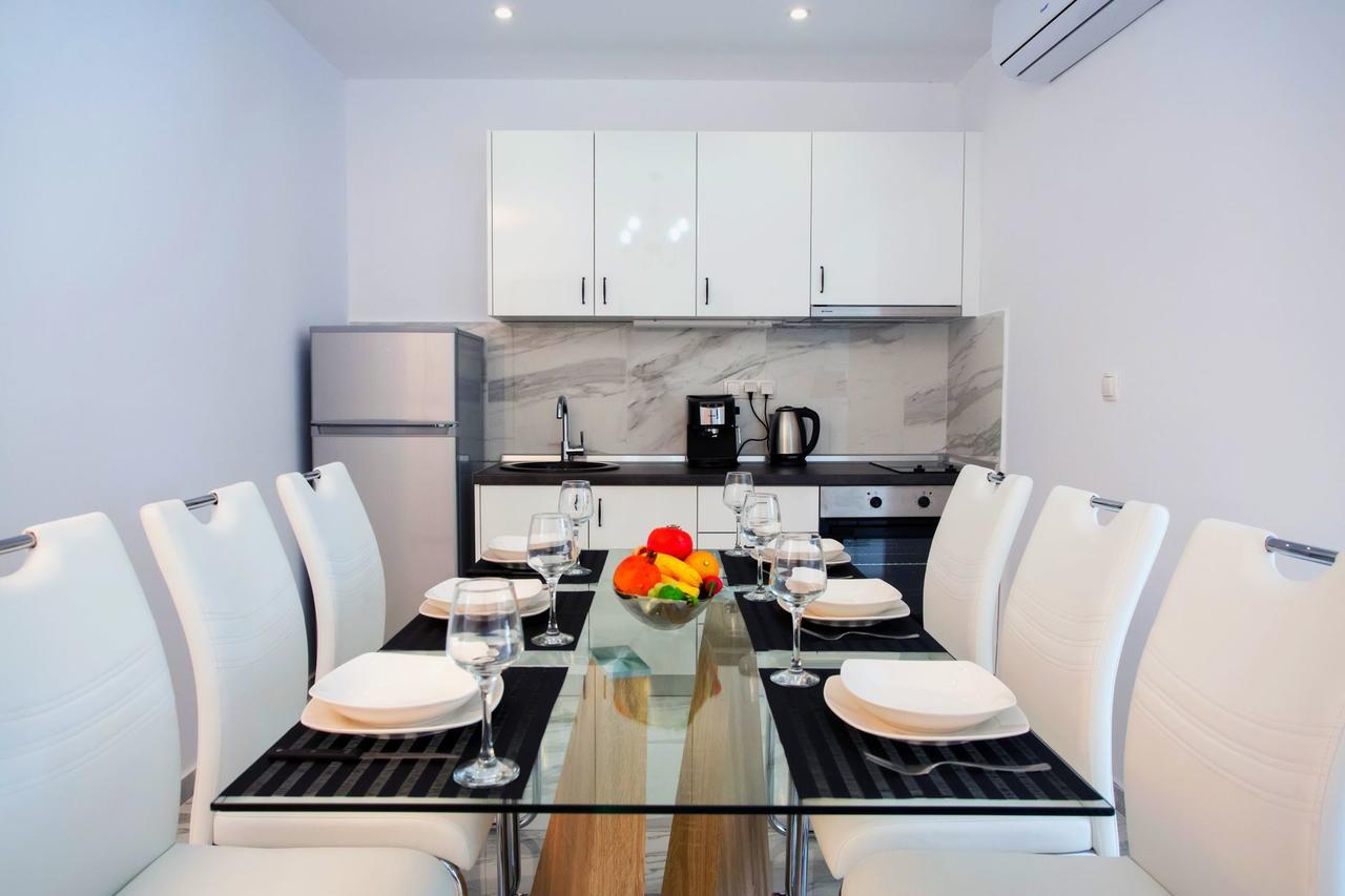 Salonikiou Beach Apartments & Villas Agios Nikolaos  Exterior photo